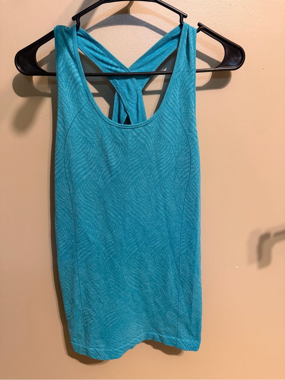 Women’s Twist-Back Performance Tank Top — Teal